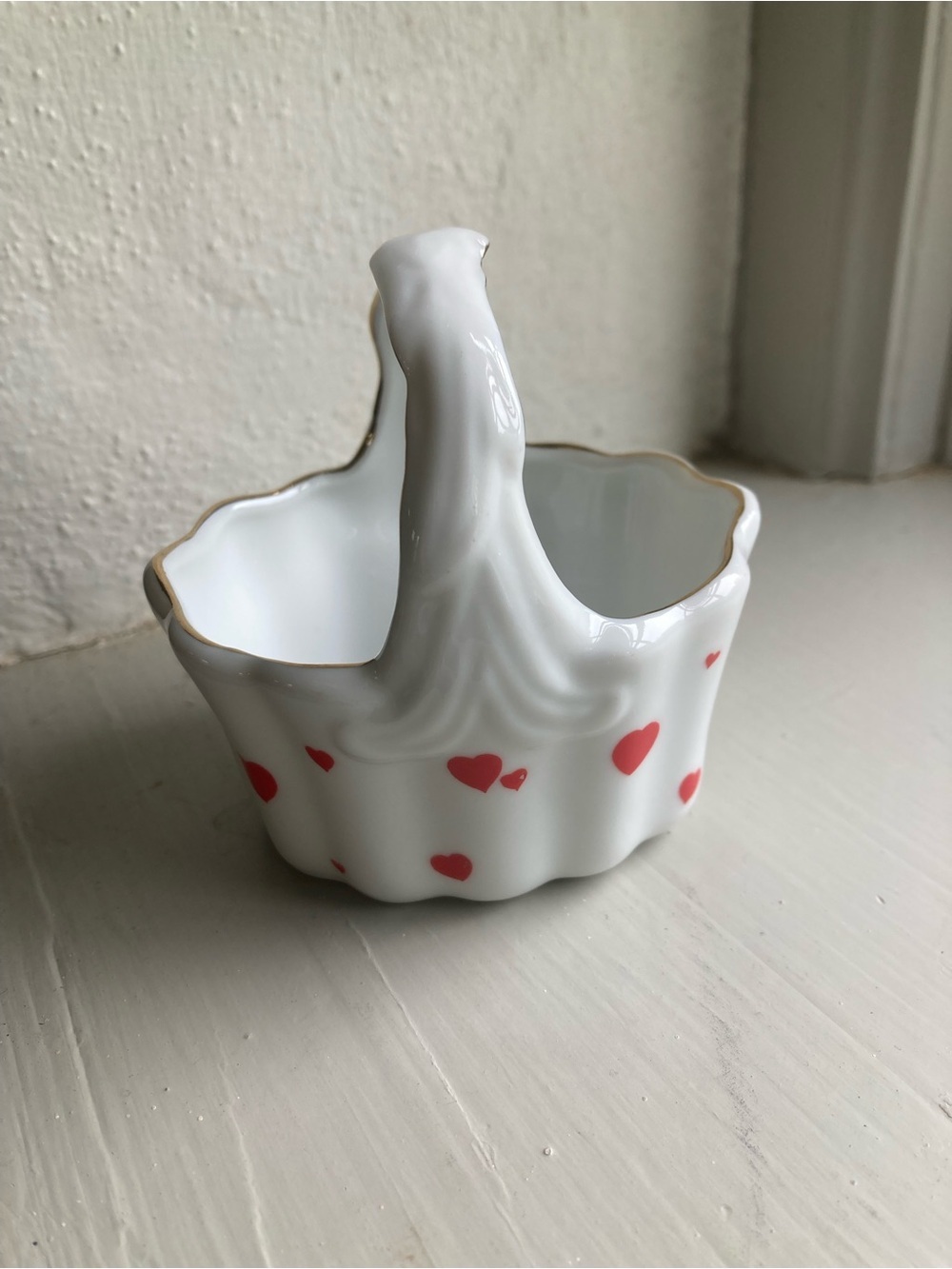 Lefton China Valentine Hearts Small Ceramic Basket Hand Painted - Picture 3 of 7